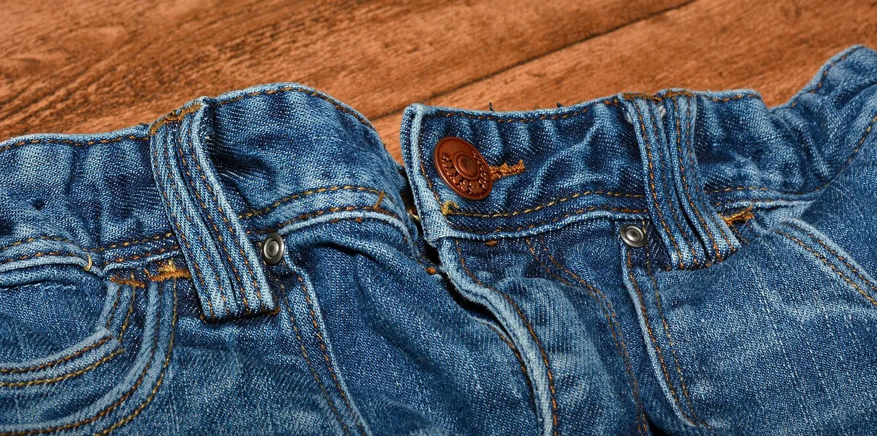como organizar la ropa del armario